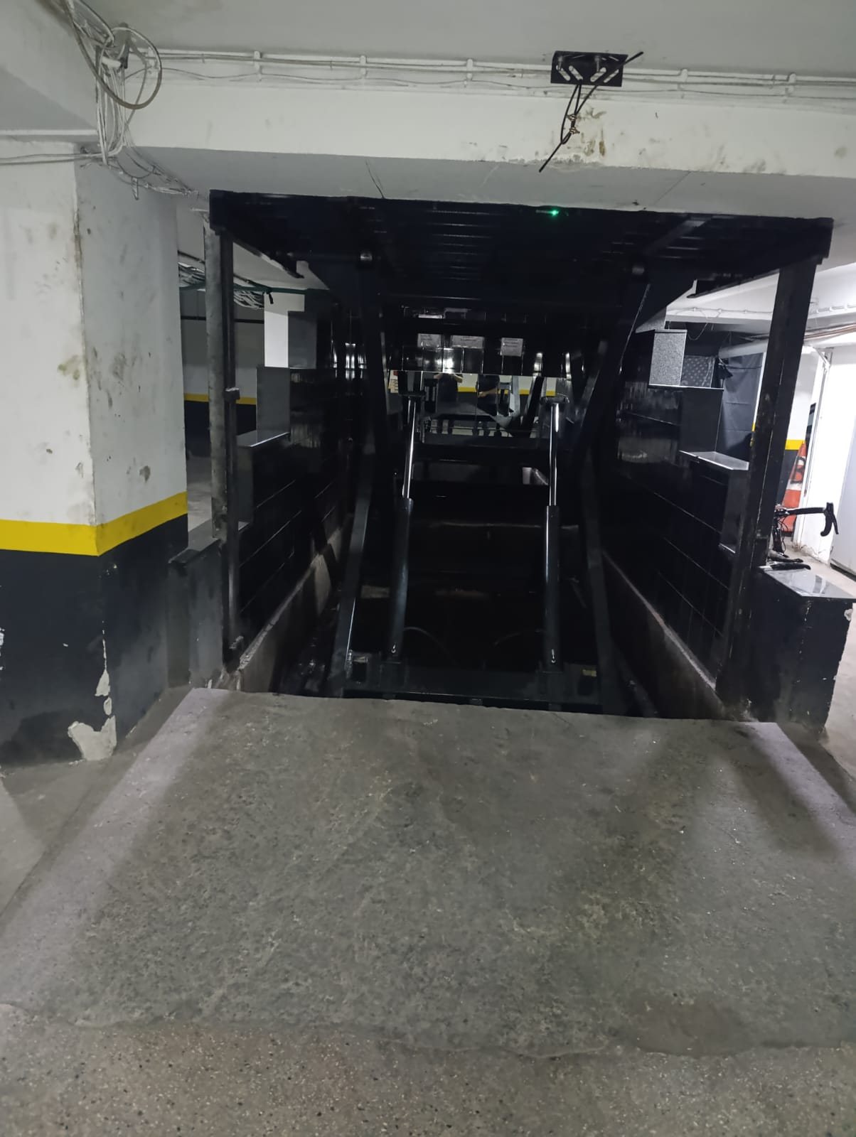 Makaslı araç platformu uygulama çözümü